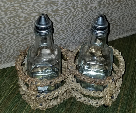 Small vinegar and oil set
