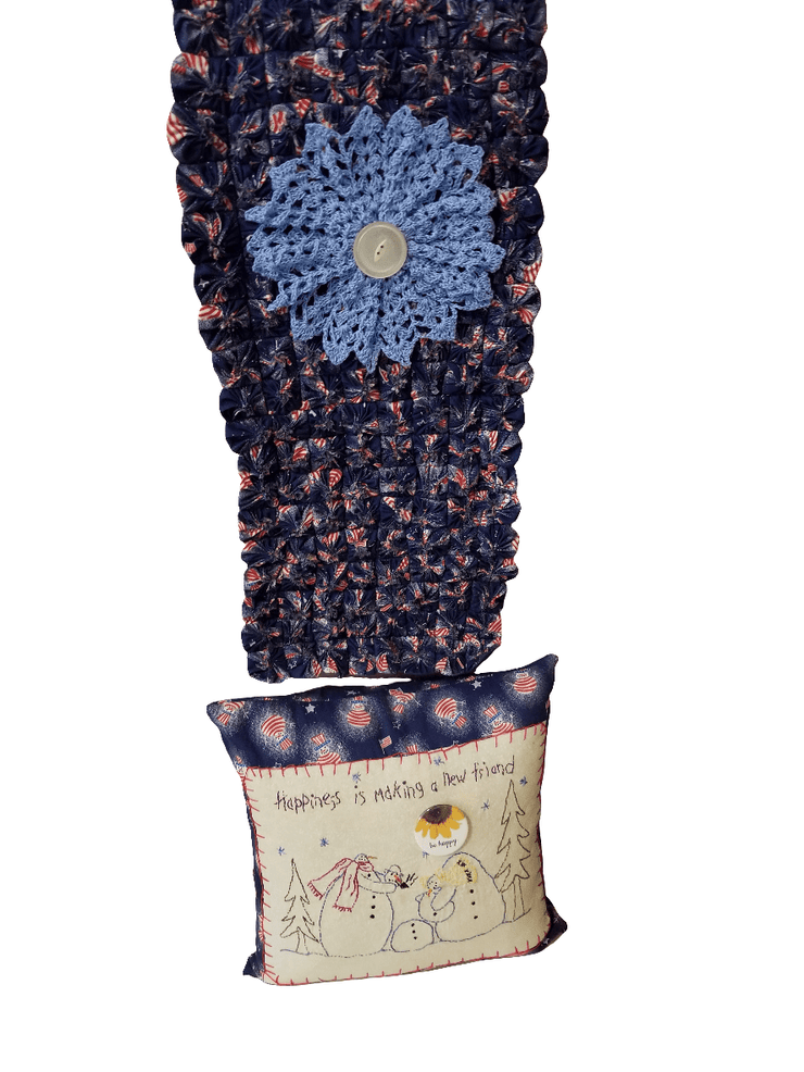 12x12" pillow and yo yo table runner - The Creative Shed - Handmade 12x12 pillow and yo-yo table runner set - 