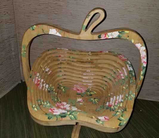 Collapsible apple basket