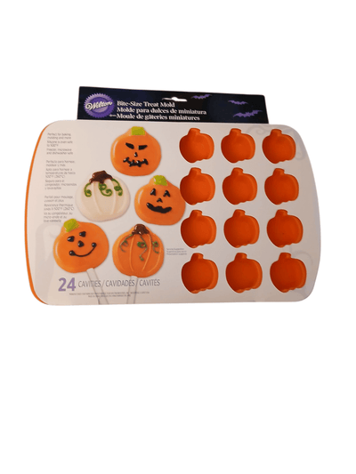 Wilton pumpkin treat molds - The Creative Shed - Candy moulds - The Creative Shed -  -  - Wilton pumpkin treat molds - 